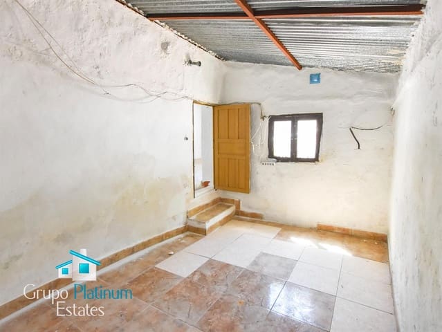 2 slaapkamer Rijtjeshuis te koop in Purchena - € 35.000 (Ref: 8992573)