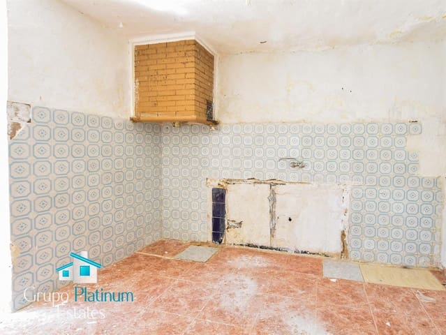 2 slaapkamer Rijtjeshuis te koop in Purchena - € 35.000 (Ref: 8992573)