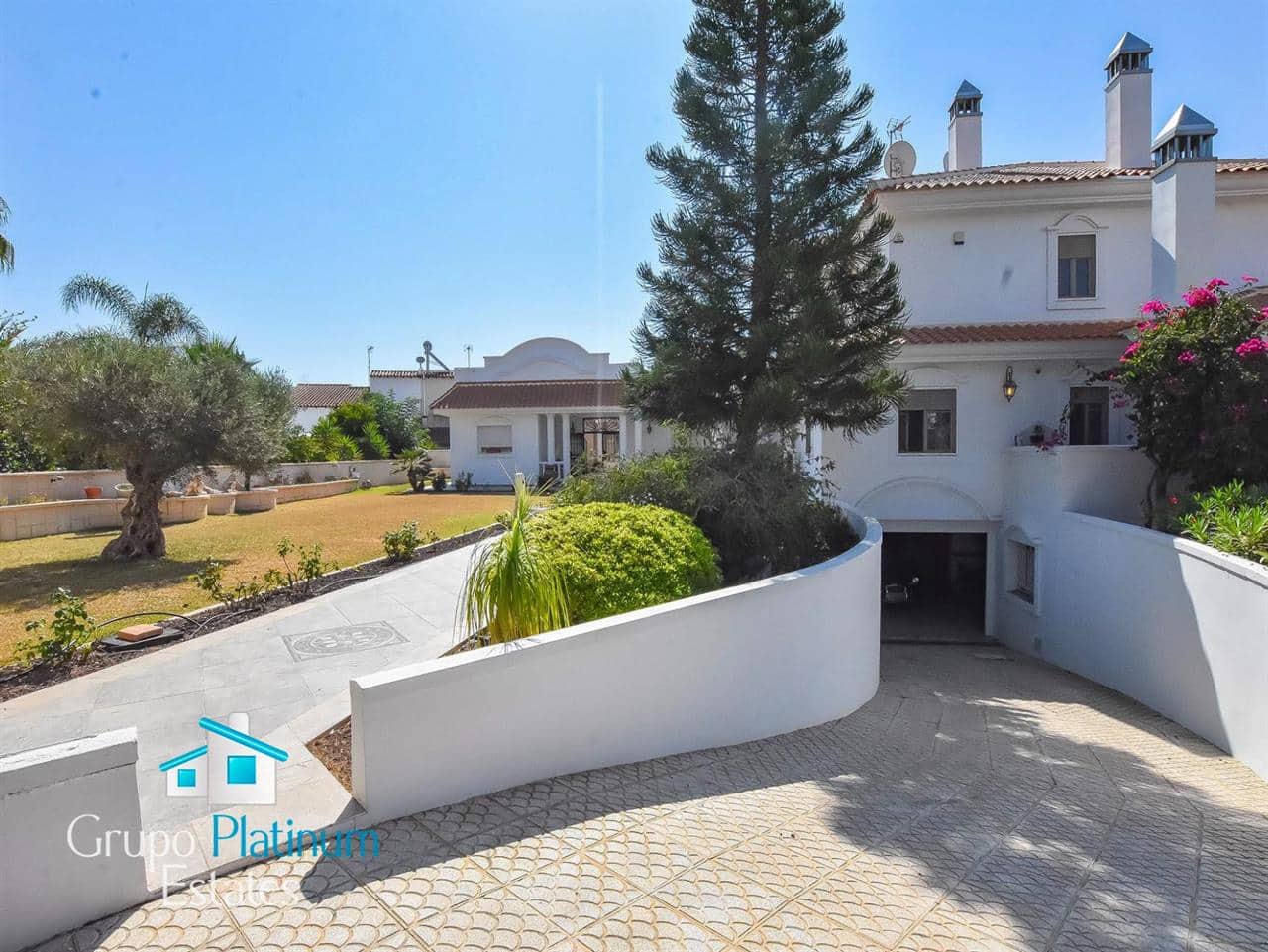 3 soveværelse Villa til salg i Calabardina med swimmingpool - € 1.258.080 (Ref: 9110137)