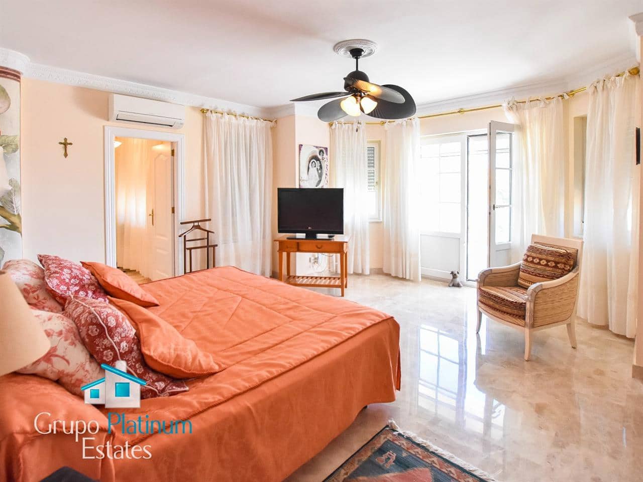 3 soveværelse Villa til salg i Calabardina med swimmingpool - € 1.258.080 (Ref: 9110137)