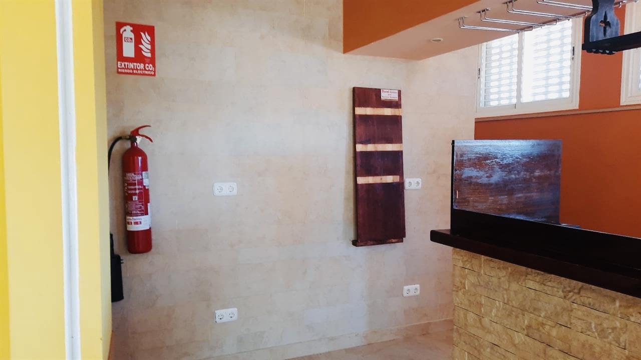 Erhverv til salg i San Juan de los Terreros - € 299.950 (Ref: 9118603)