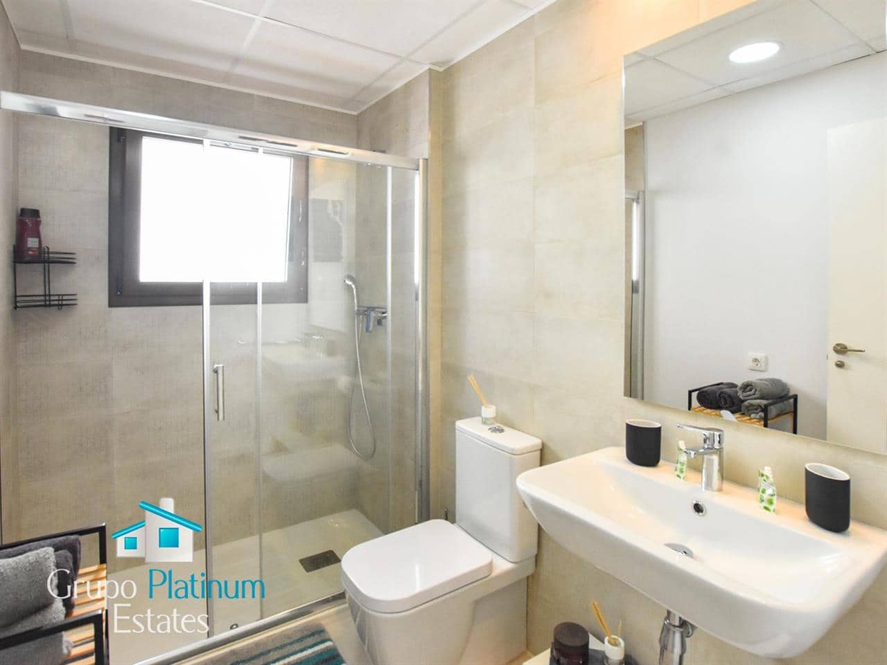 3 makuuhuone Huoneisto myytävänä paikassa San Juan de los Terreros mukana uima-altaan - 365 000 € (Ref: 9124881)