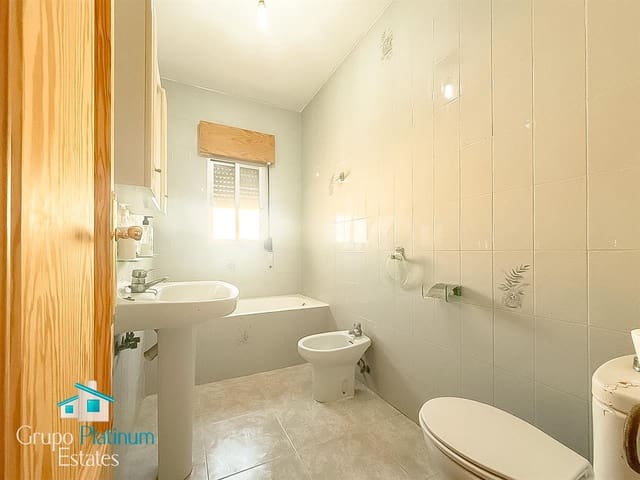 4 sovrum Radhus till salu i Taberno - 104 950 € (Ref: 9141498)