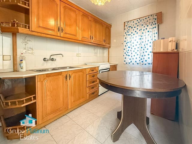 4 sovrum Radhus till salu i Taberno - 104 950 € (Ref: 9141498)