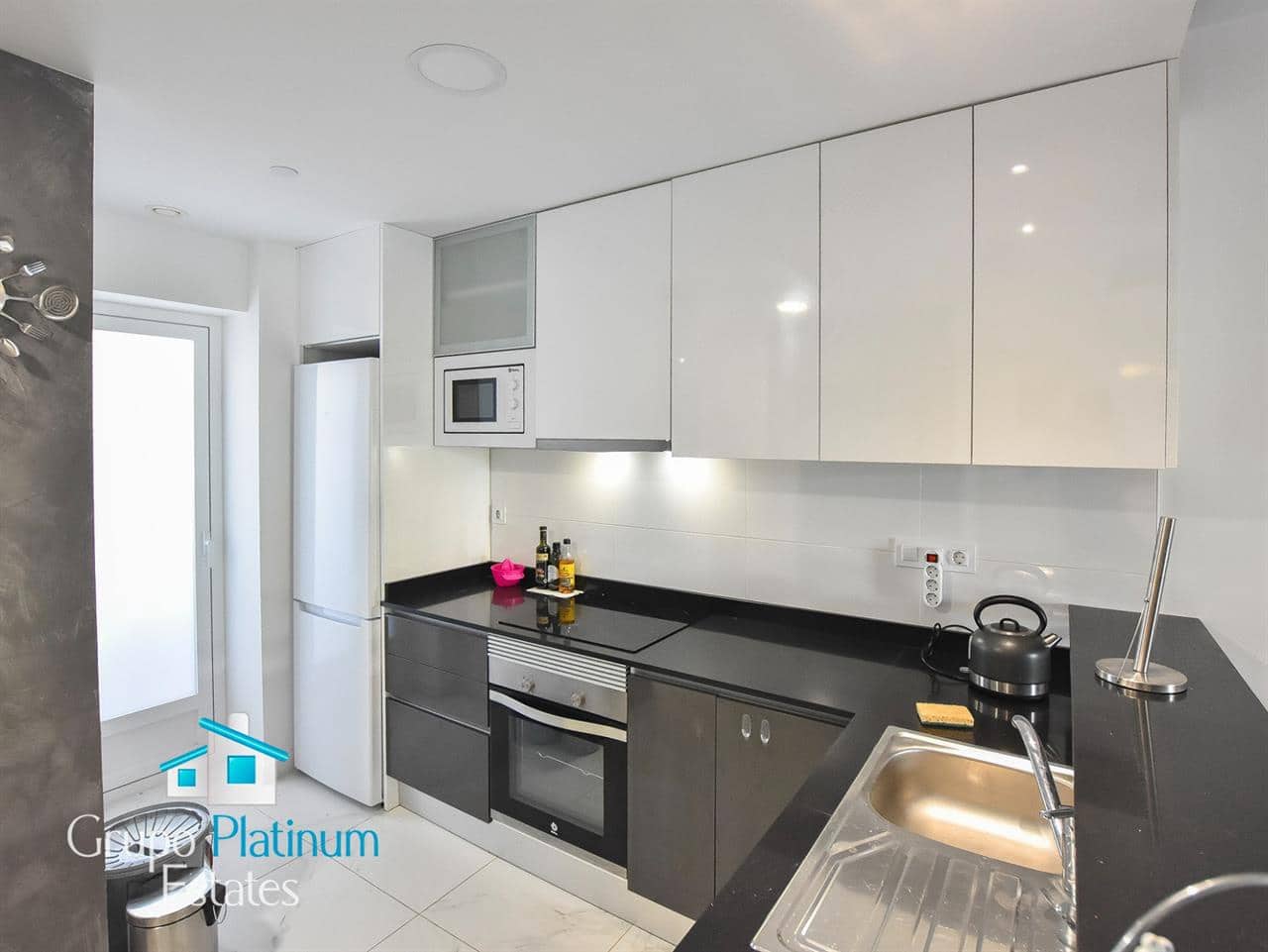 2 bedroom Apartment for sale in San Juan de los Terreros with pool - € 189,000 (Ref: 9159334)