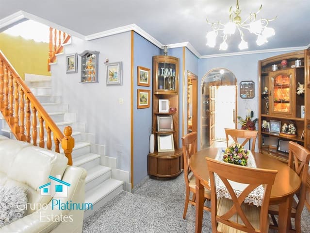 3 makuuhuone Rivitalo myytävänä paikassa San Juan de los Terreros, Pulpí mukana uima-altaan - 325 000 € (Ref: 9162149)