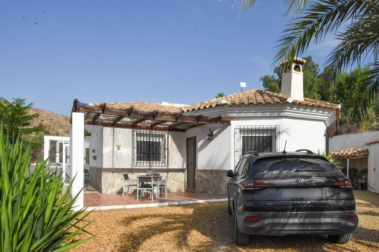 3 soveværelse Villa til salg i Huercal-Overa med swimmingpool - € 270.000 (Ref: 9204394)