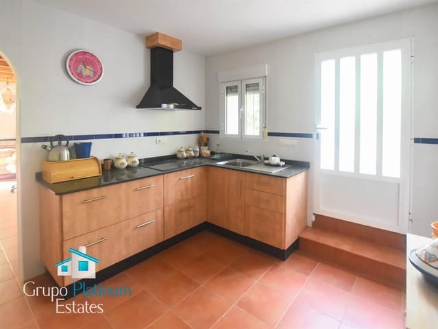 5 makuuhuone Rivitalo myytävänä paikassa Lubrín - 425 000 € (Ref: 9232509)