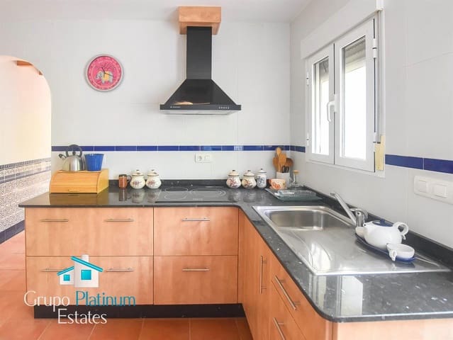 5 makuuhuone Rivitalo myytävänä paikassa Lubrín - 425 000 € (Ref: 9232509)