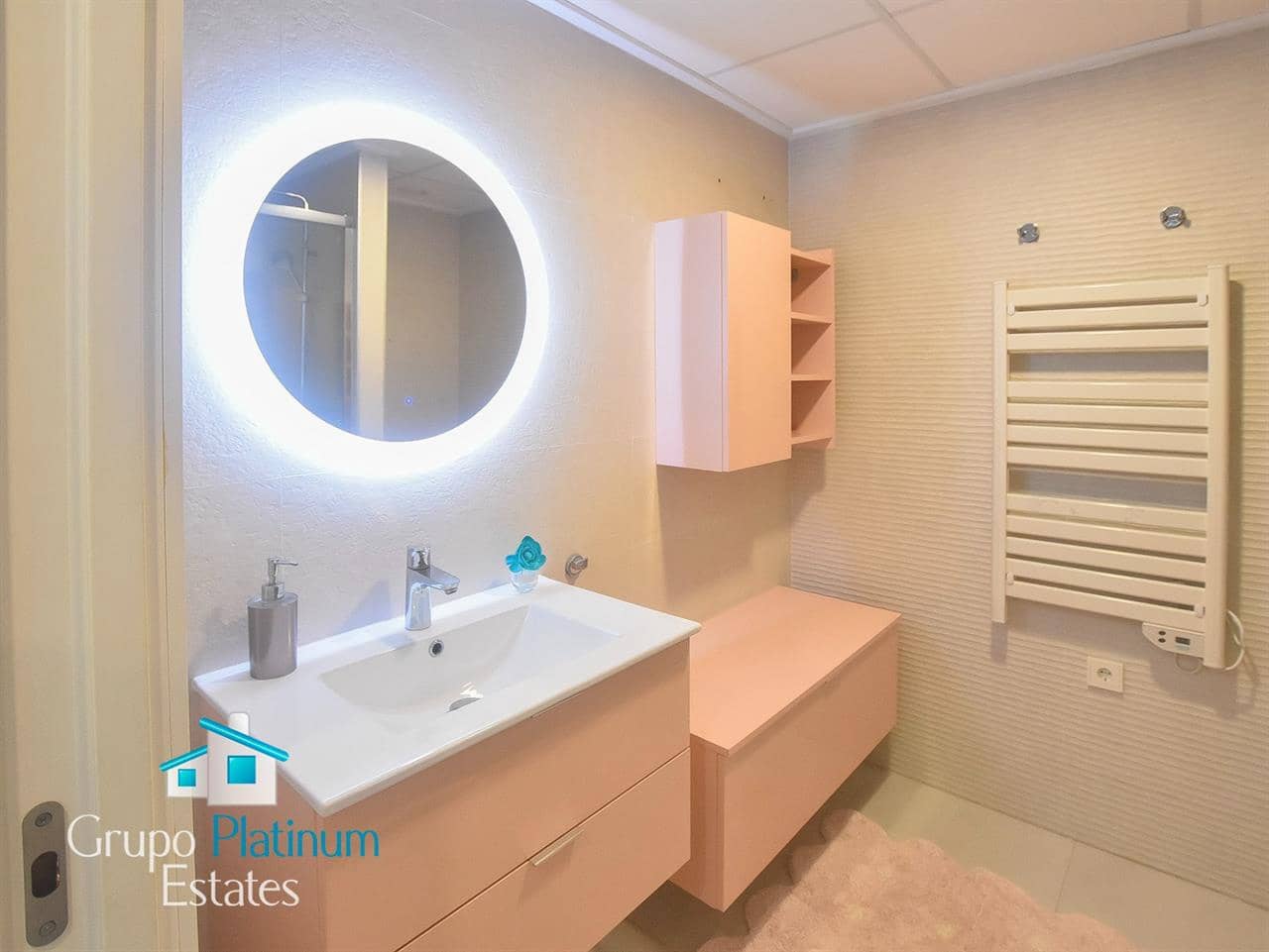 3 slaapkamer Rijtjeshuis te koop in San Juan de los Terreros - € 395.000 (Ref: 9246535)