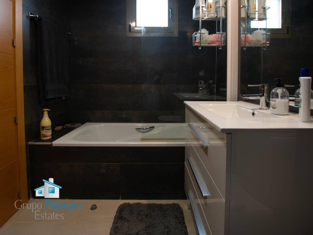 3 slaapkamer Appartement te koop in San Juan de los Terreros met zwembad - € 294.000 (Ref: 9295007)