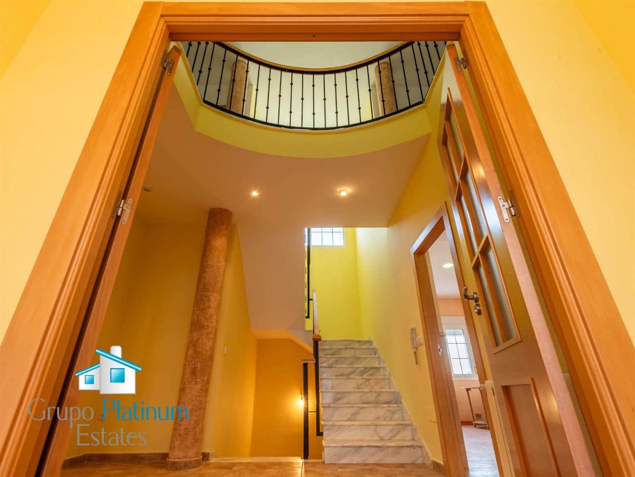 6 slaapkamer Rijtjeshuis te koop in Velez-Rubio - € 260.000 (Ref: 9347073)