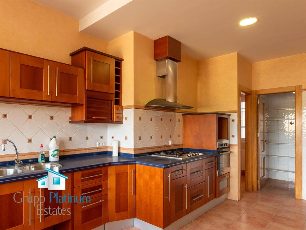 6 slaapkamer Rijtjeshuis te koop in Velez-Rubio - € 260.000 (Ref: 9347073)