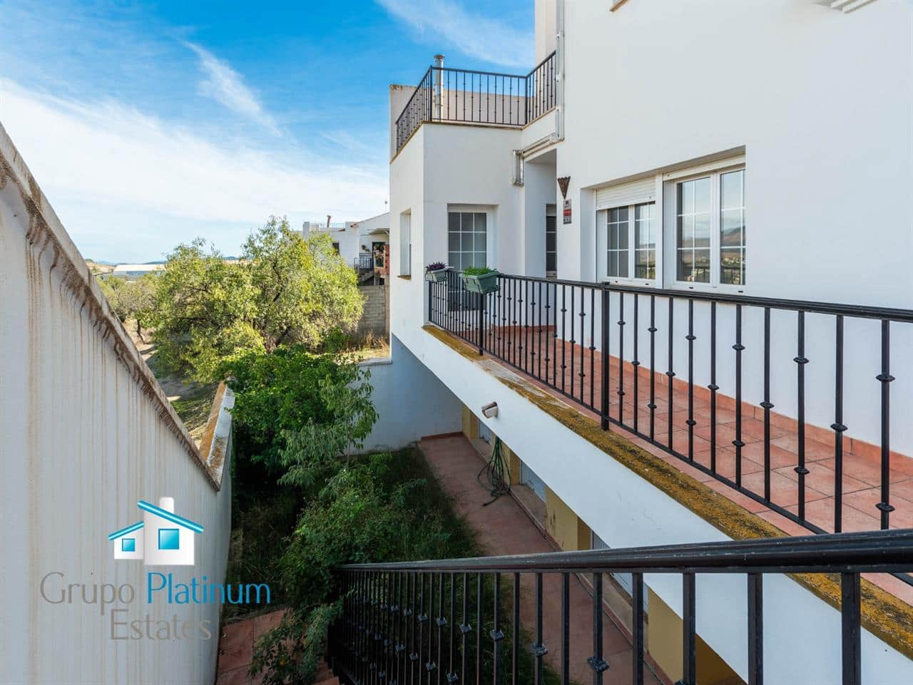 6 slaapkamer Rijtjeshuis te koop in Velez-Rubio - € 260.000 (Ref: 9347073)