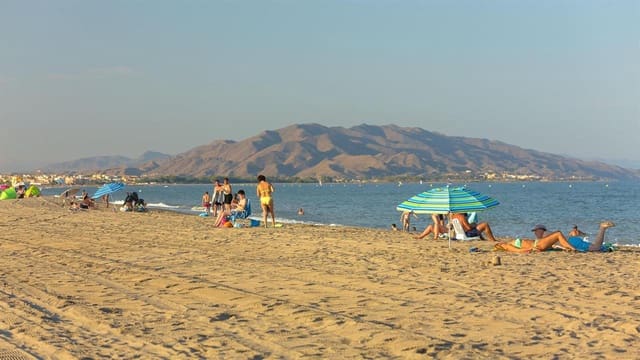 5 chambre Villa/Maison à vendre à Garrucha avec piscine - 1 150 000 € (Ref: 9371914)