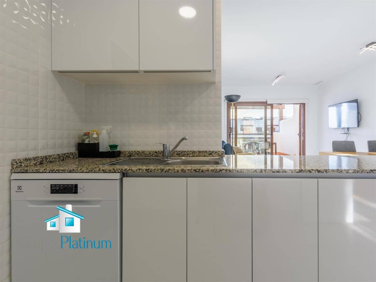 1 makuuhuone Kattohuoneisto myytävänä paikassa San Juan de los Terreros mukana uima-altaan - 199 000 € (Ref: 9378883)