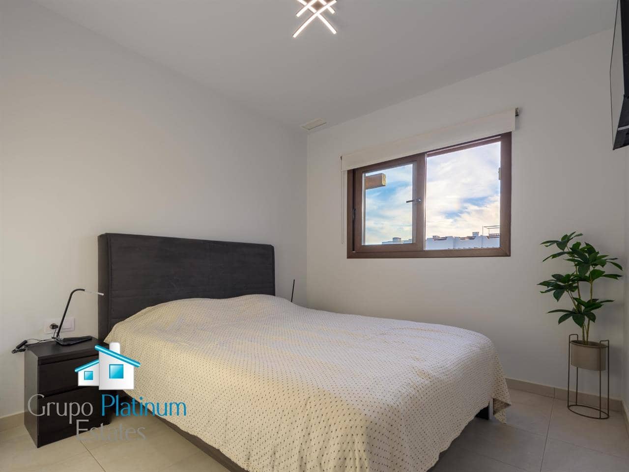 1 makuuhuone Kattohuoneisto myytävänä paikassa San Juan de los Terreros mukana uima-altaan - 199 000 € (Ref: 9378883)