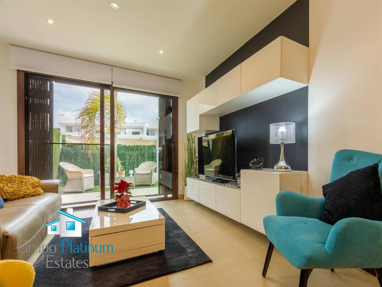 2 makuuhuone Rivitalo myytävänä paikassa San Juan de los Terreros mukana uima-altaan - 420 000 € (Ref: 9410756)