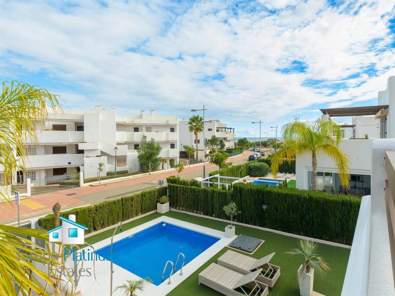 2 makuuhuone Rivitalo myytävänä paikassa San Juan de los Terreros mukana uima-altaan - 420 000 € (Ref: 9410756)