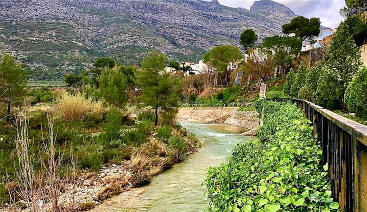 3 quarto Moradia para venda em Pedreguer com piscina - 529 000 € (Ref: 9419280)