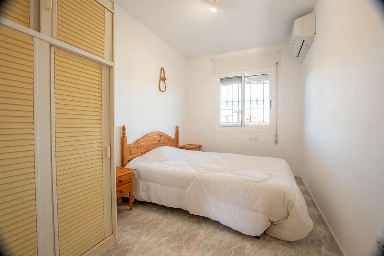 3 chambre Villa/Maison à vendre à San Juan de los Terreros avec piscine - 450 000 € (Ref: 9422137)