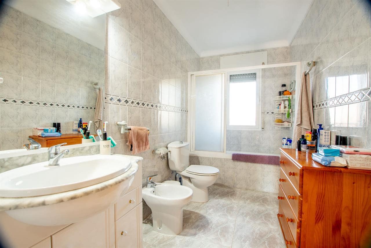 3 chambre Villa/Maison à vendre à San Juan de los Terreros avec piscine - 450 000 € (Ref: 9422137)