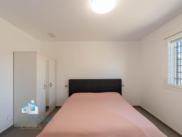 Chalet de 4 habitaciones en Puerto Lumbreras en venta con piscina - 395.000 € (Ref: 9488664)