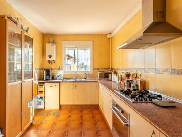 3 slaapkamer Rijtjeshuis te koop in San Juan de los Terreros, Pulpí met zwembad - € 285.000 (Ref: 9564923)