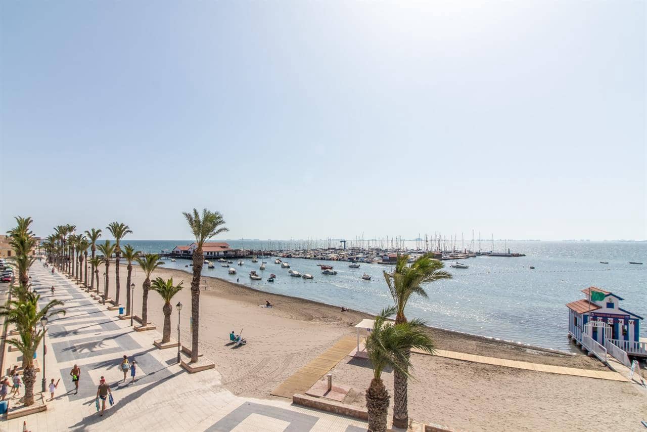 Apartamento de 3 habitaciones en Los Alcázares en venta con piscina - 349.900 € (Ref: 9570919)