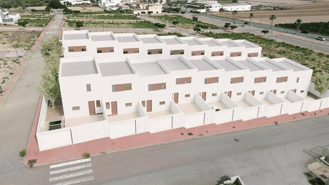 3 slaapkamer Rijtjeshuis te koop in Antas - € 175.000 (Ref: 9570922)