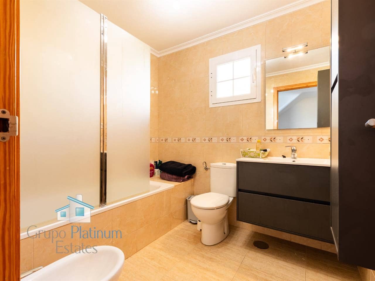 3 quarto Moradia em Banda para venda em San Juan de los Terreros com piscina - 265 000 € (Ref: 9576289)