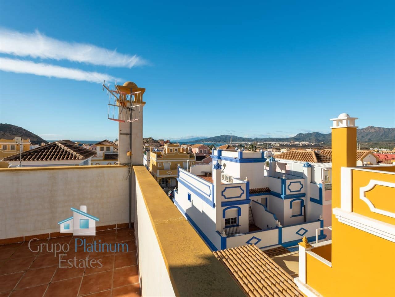 3 quarto Moradia em Banda para venda em San Juan de los Terreros com piscina - 265 000 € (Ref: 9576289)