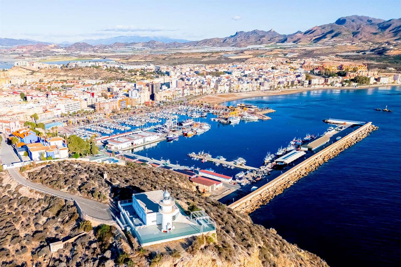2 soverom Leilighet til salgs i Puerto de Mazarron med svømmebasseng - € 312 000 (Ref: 9647918)