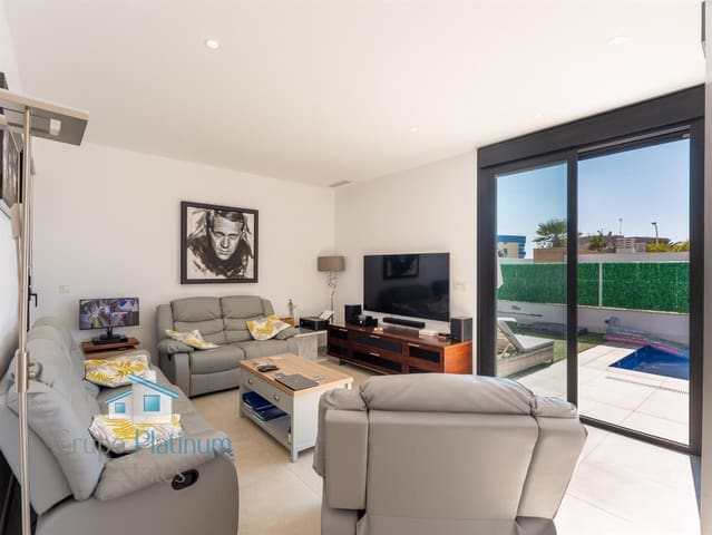 4 bedroom Villa for sale in San Juan de los Terreros, Pulpí with pool - € 525,000 (Ref: 9647920)