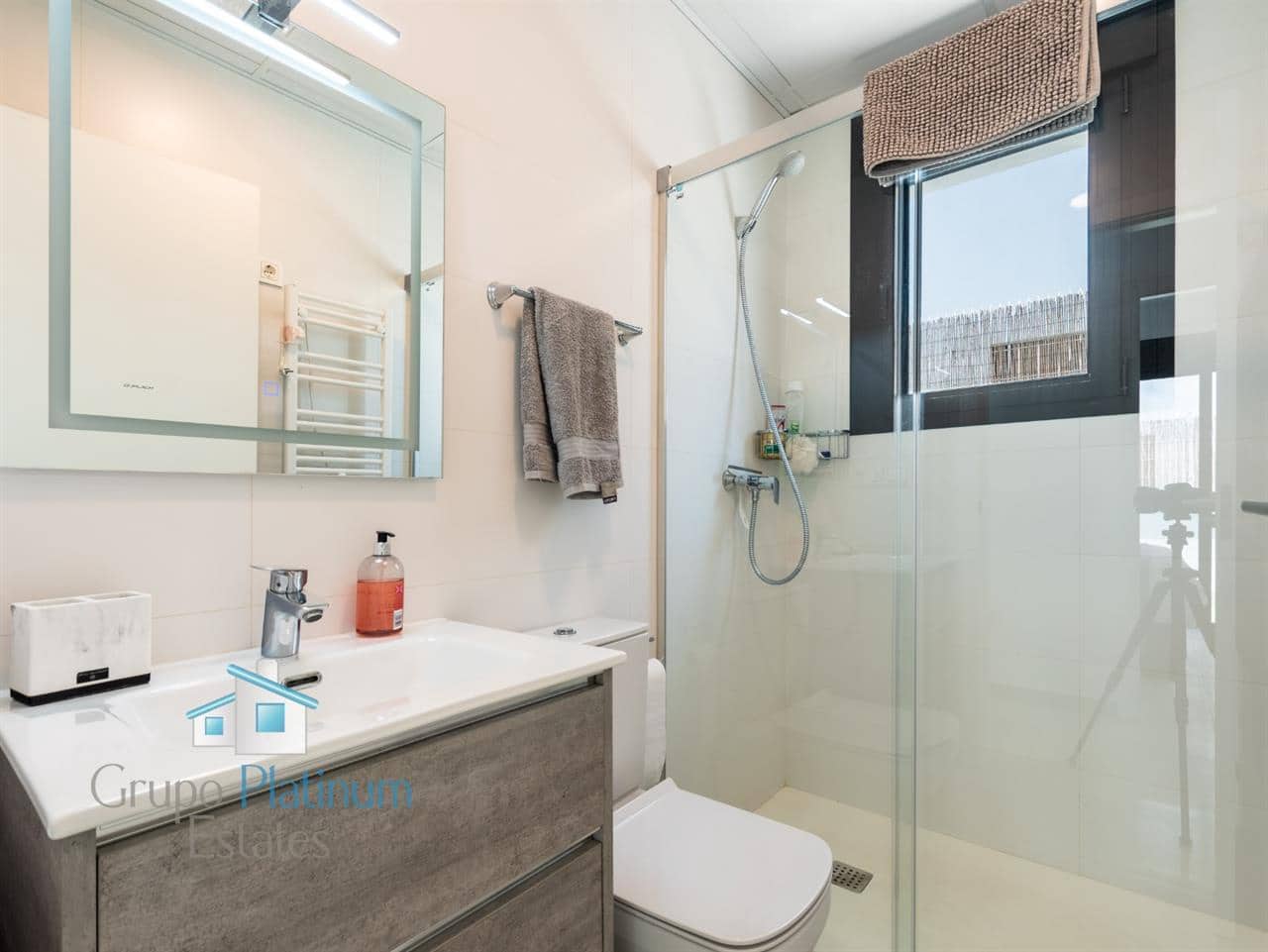 4 bedroom Villa for sale in San Juan de los Terreros with pool - € 525,000 (Ref: 9647920)