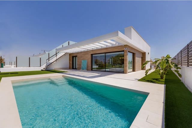 4 makuuhuone Huvila myytävänä paikassa Centro, Los Alcázares mukana uima-altaan - 695 000 € (Ref: 9661675)