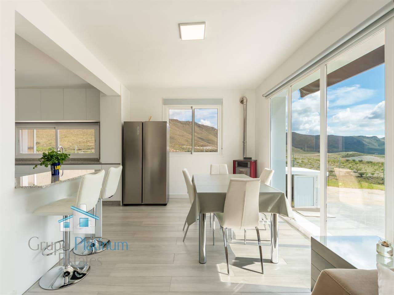 2 sypialnia Willa na sprzedaż w Uleila del Campo - 595 000 € (Ref: 9690352)