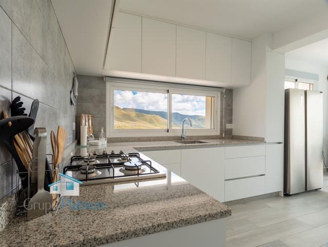 2 sypialnia Willa na sprzedaż w Uleila del Campo - 595 000 € (Ref: 9690352)