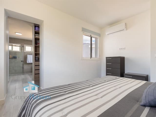 2 sypialnia Willa na sprzedaż w Uleila del Campo - 595 000 € (Ref: 9690352)