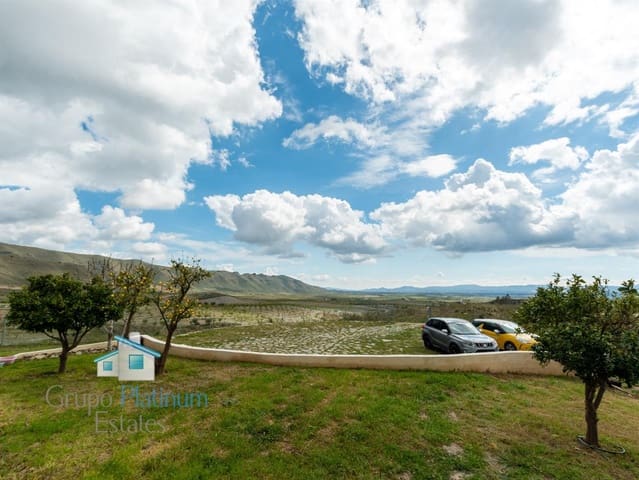 2 sypialnia Willa na sprzedaż w Uleila del Campo - 595 000 € (Ref: 9690352)