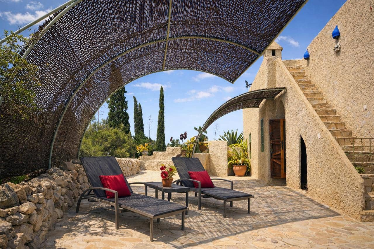 5 bedroom Villa for sale in Agua Amarga with pool - € 1,300,000 (Ref: 9701475)