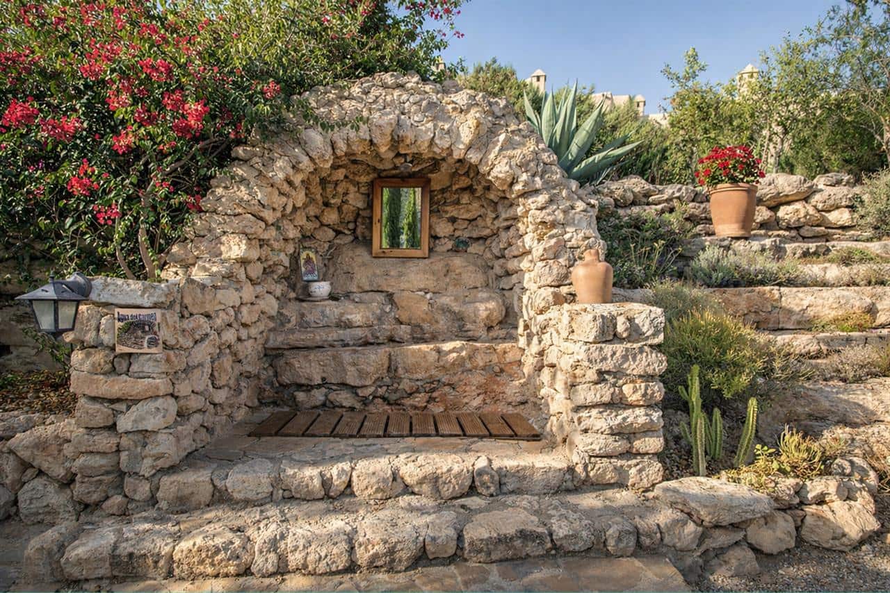 5 bedroom Villa for sale in Agua Amarga with pool - € 1,300,000 (Ref: 9701475)