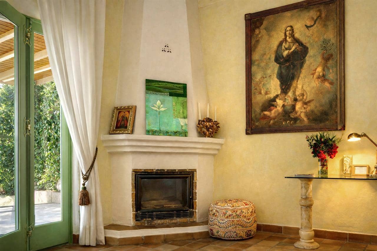5 bedroom Villa for sale in Agua Amarga with pool - € 1,300,000 (Ref: 9701475)