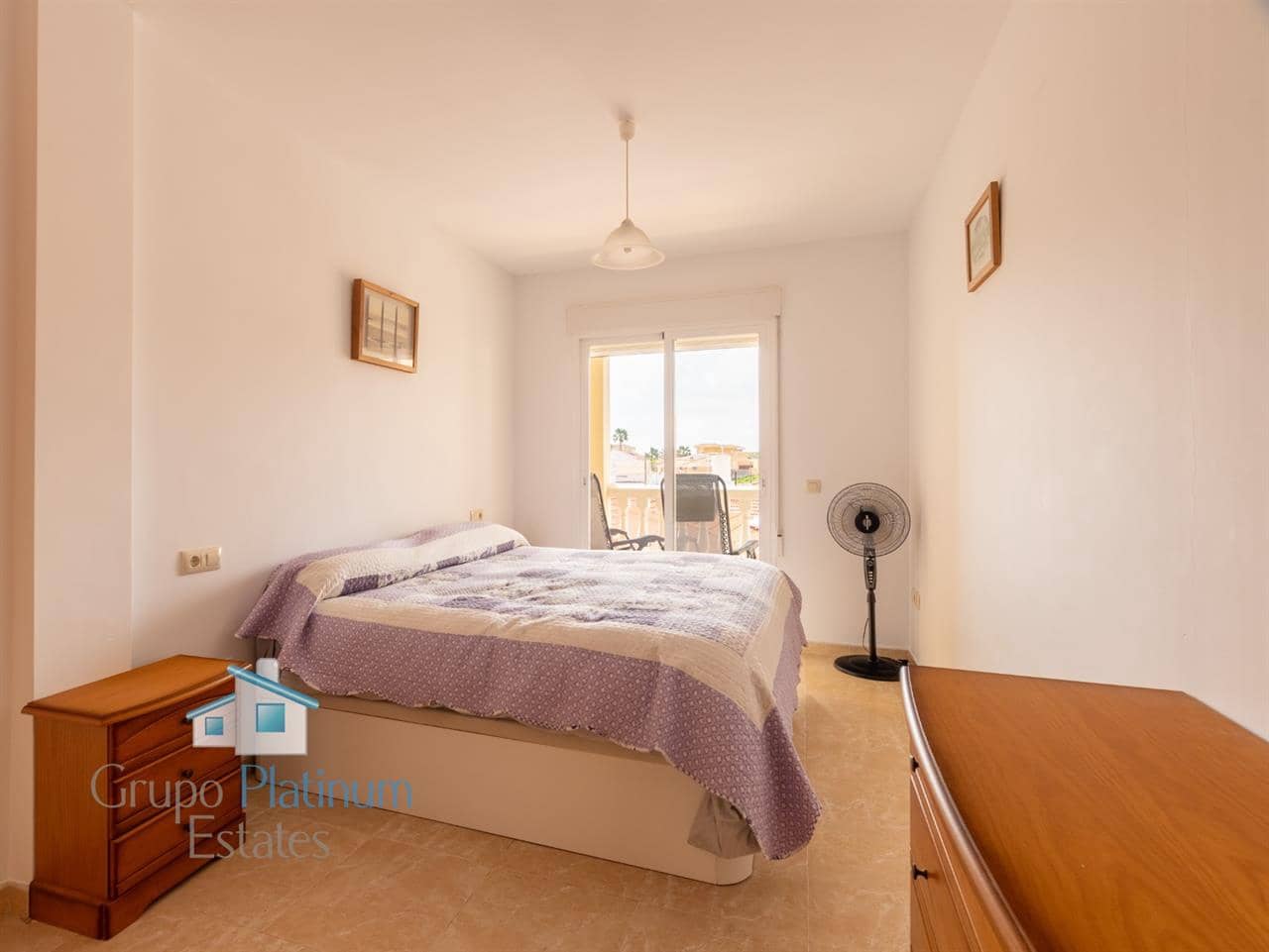 3 bedroom Penthouse for sale in Los Lobos - € 119,950 (Ref: 9726496)