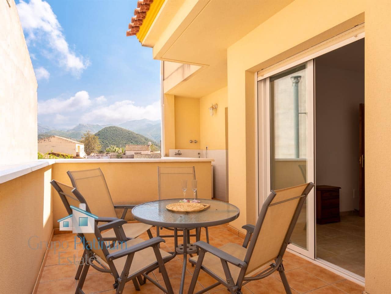 3 bedroom Penthouse for sale in Los Lobos - € 119,950 (Ref: 9726496)