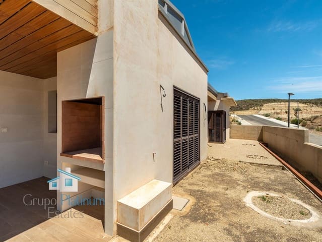 3 soveværelse Villa til salg i Valle del Este, Vera med swimmingpool - € 550.000 (Ref: 9796609)