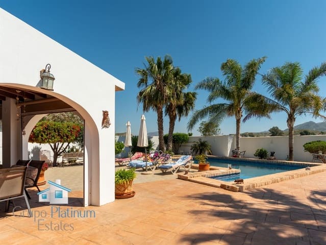 4 sovrum Villa till salu i Cuevas del Almanzora med pool - 485 000 € (Ref: 9799024)
