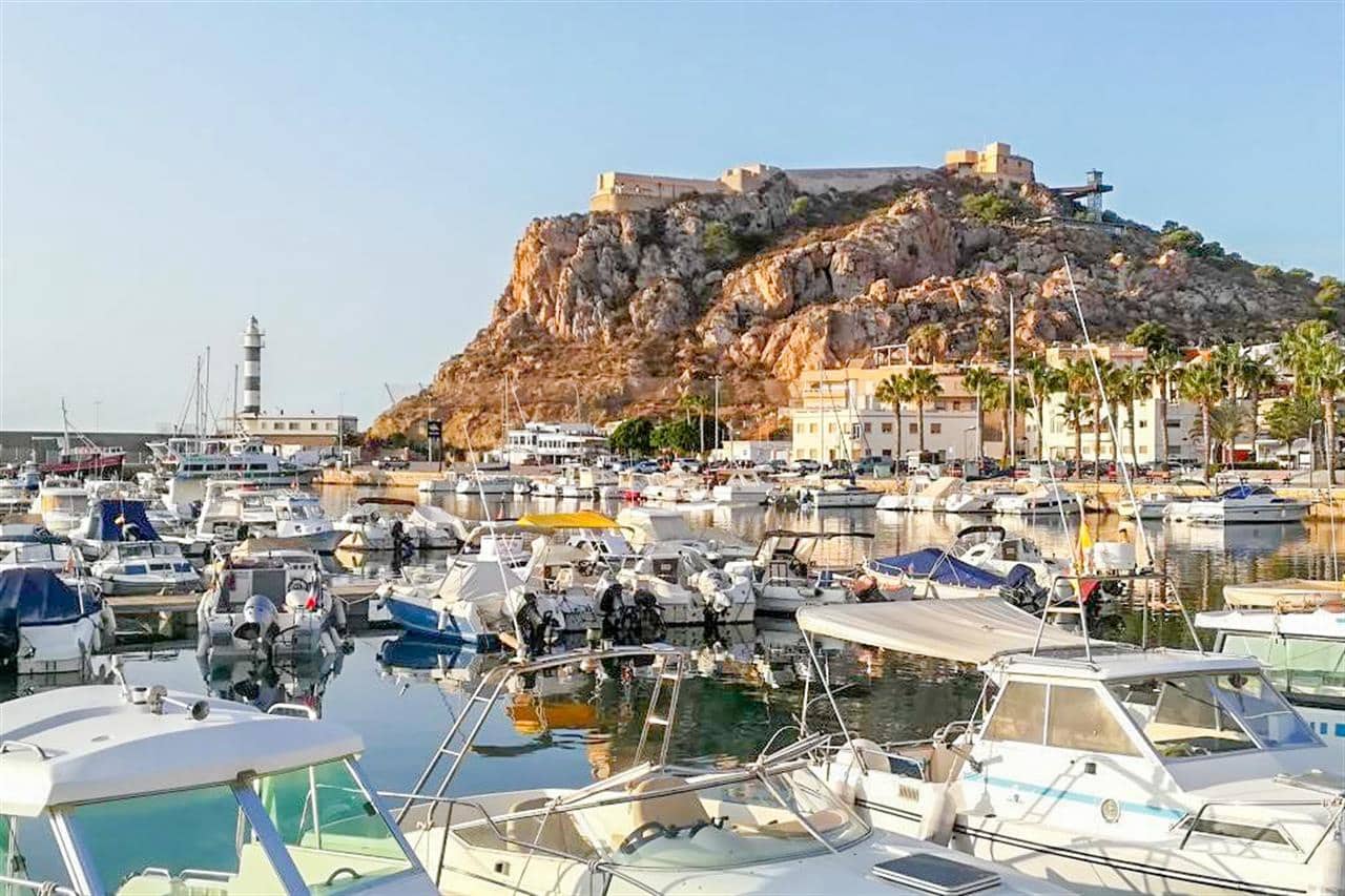 3 sovrum Takvåning till salu i Aguilas med pool - 425 000 € (Ref: 9828813)