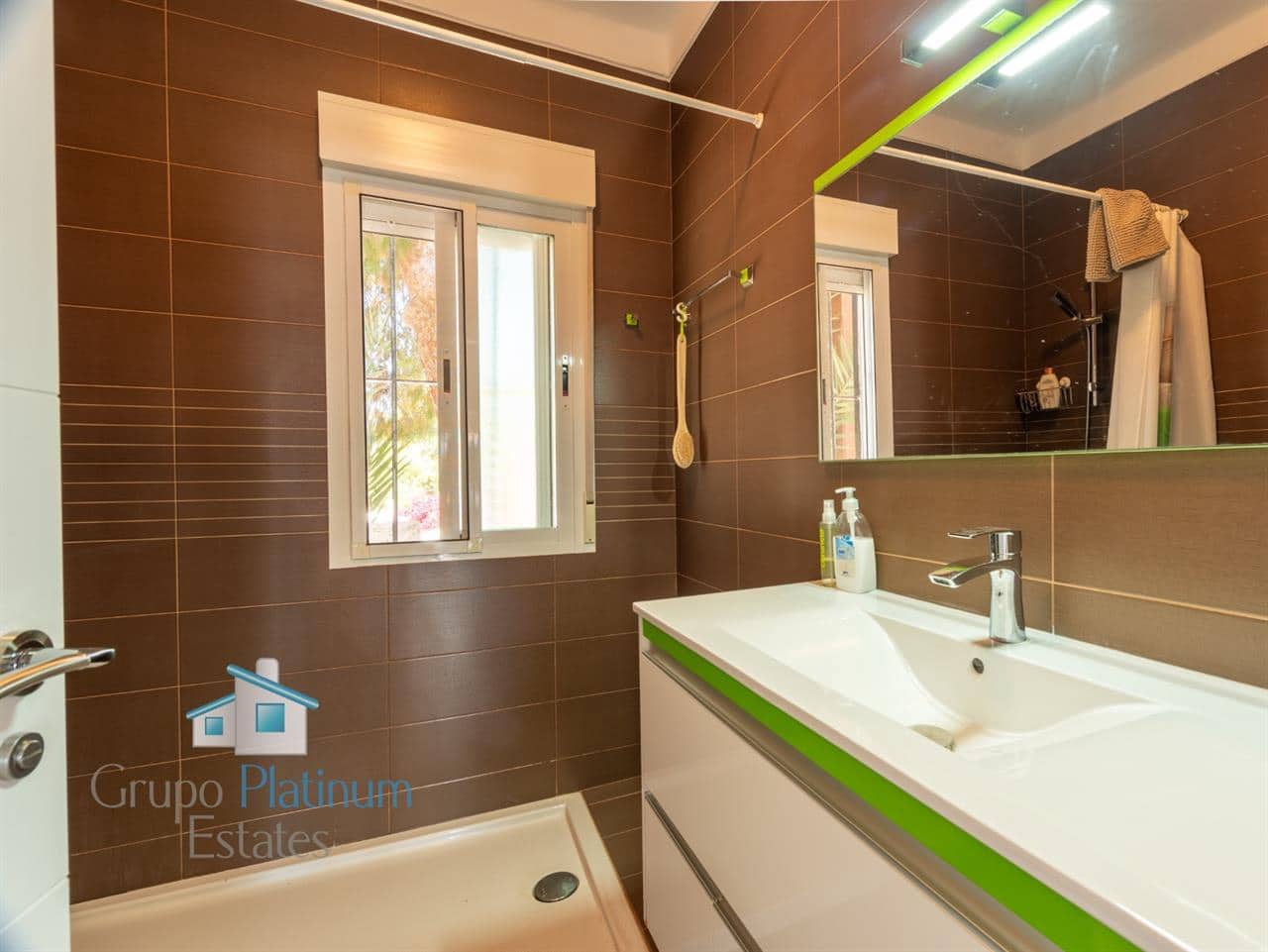 4 bedroom Villa for sale in El Pozo del Esparto - € 385,000 (Ref: 9839055)