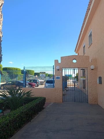 Garage til salg i Las Marinas - Pueblo Laguna, Vera - € 8.000 (Ref: 9842707)